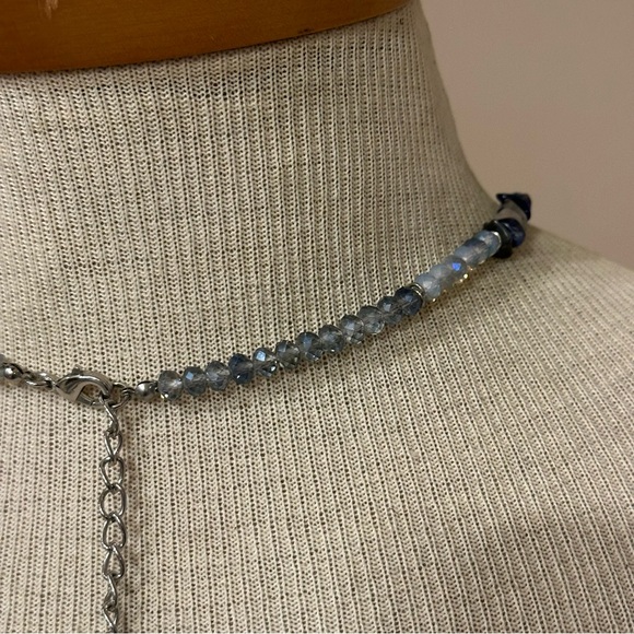 Simply Vera Vera Wang Necklace - long silver w/ blue glass & lapis stone beads - Picture 11 of 14